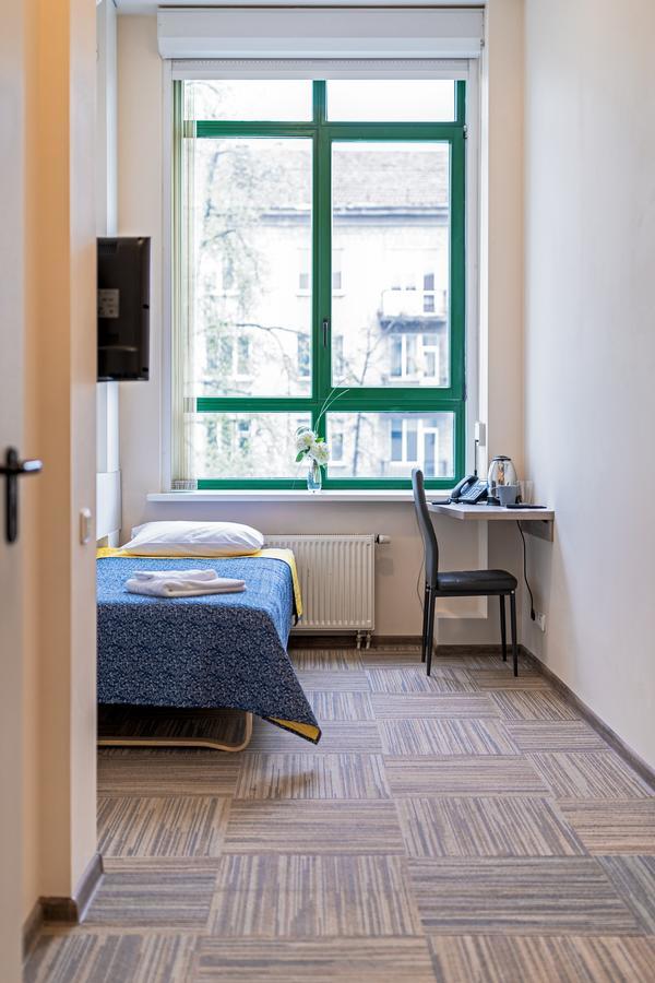 Hotel Simple Plus 维尔纽斯 外观 照片